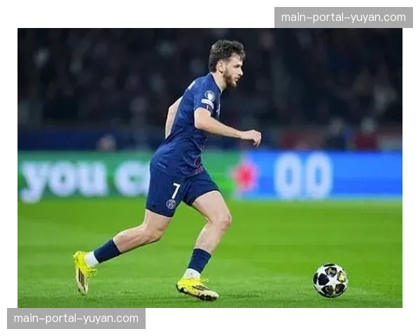 克瓦拉茨赫利亚补射破门，巴黎边锋延续欧冠出色状态